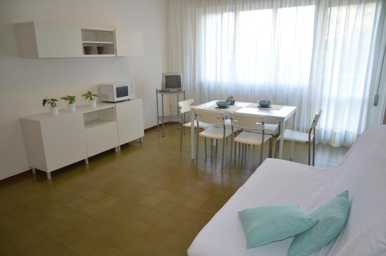 Appartamenti Massimo Bibione Exterior foto