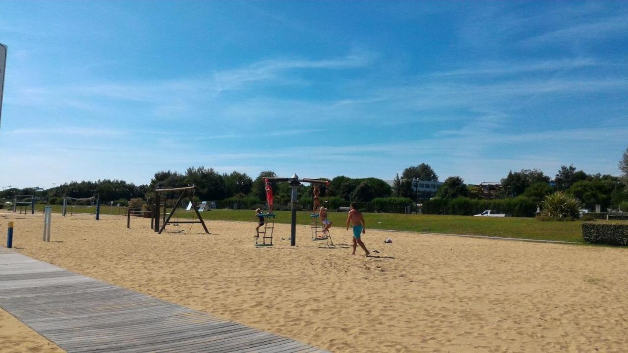 Appartamenti Massimo Bibione Exterior foto